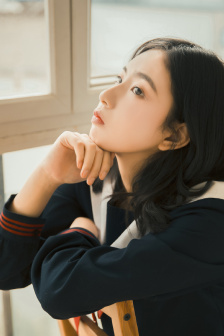 破碎的拥抱